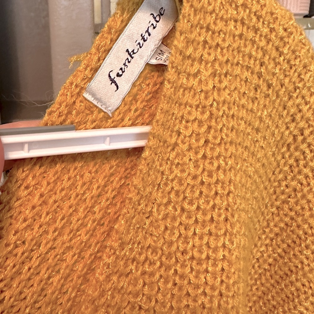 Love Tree | Sweater - Picture 5 of 5
